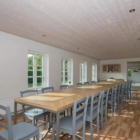 20 Person In * Ørsted